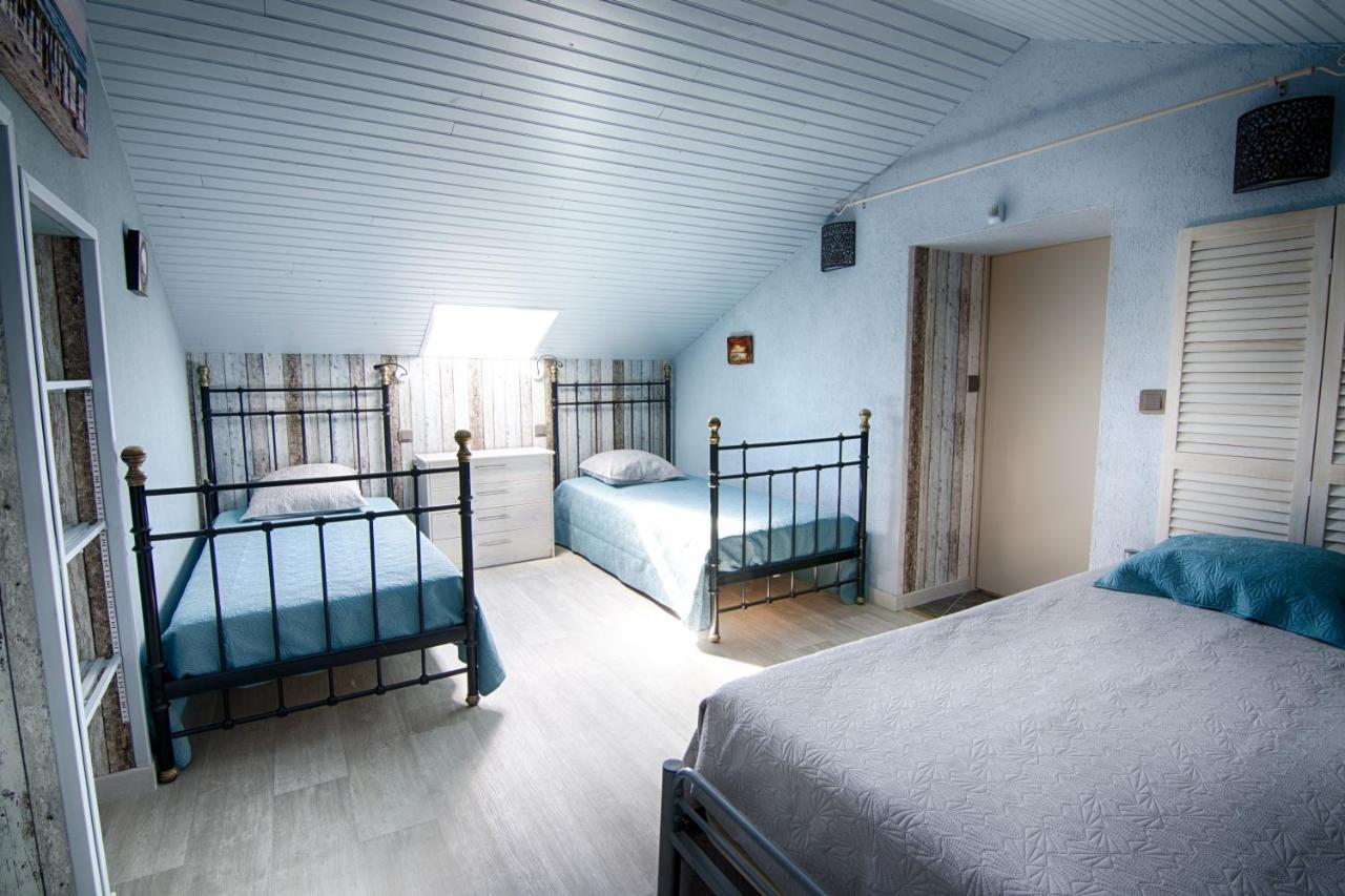 Chambre D'Hotes Au Chant Des Vents Thurageau Kültér fotó